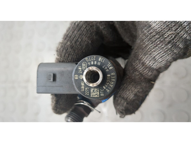 Форсунка топливная  Skoda Yeti 2009-2018    03L130277Q, 03L130855CX, 0445110467     