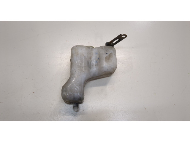 Бачок расширительный  Toyota RAV 4 1994-2000 167074281   4  2.0
