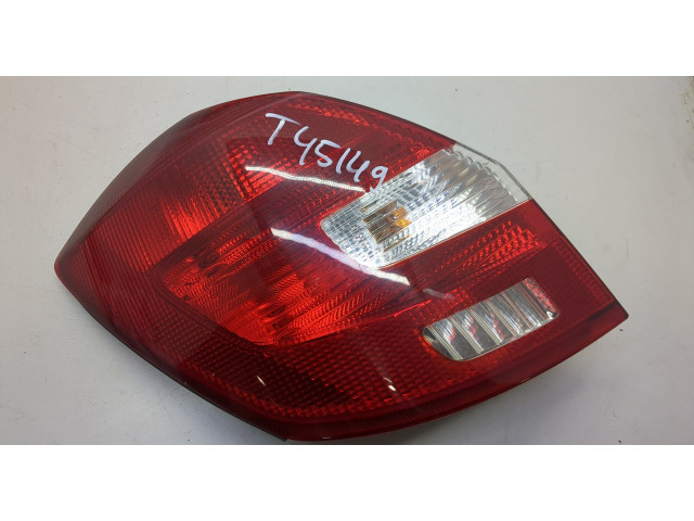 Задний фонарь 5J6945111A