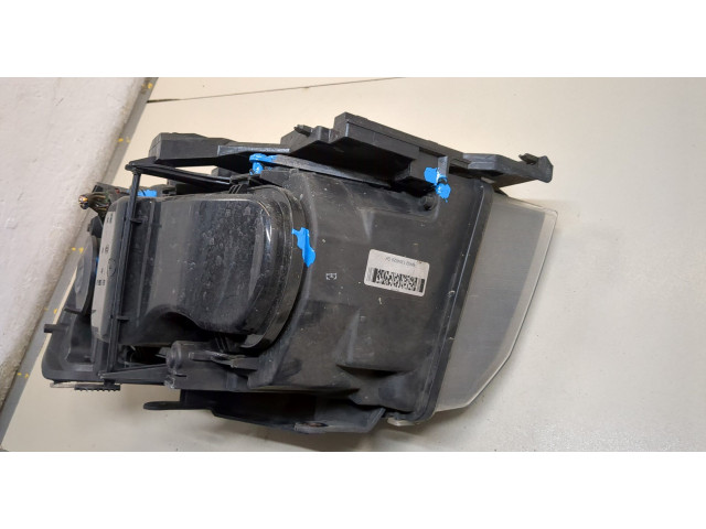 Фара передняя  Land Rover Freelander 2 2006-2014 правая 