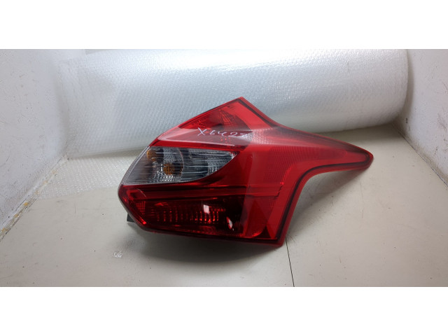 Задний фонарь          