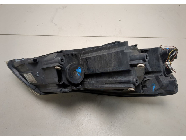 Фара передняя Skoda Octavia (A5) 2004-2013 левая