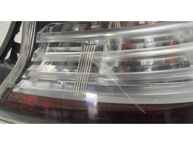 Задний фонарь 33500SZTE01