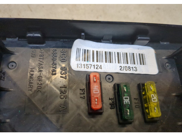 Блок предохранителей  Volkswagen Passat 7 2010-2015 Европа      3C093125A   7   1.6