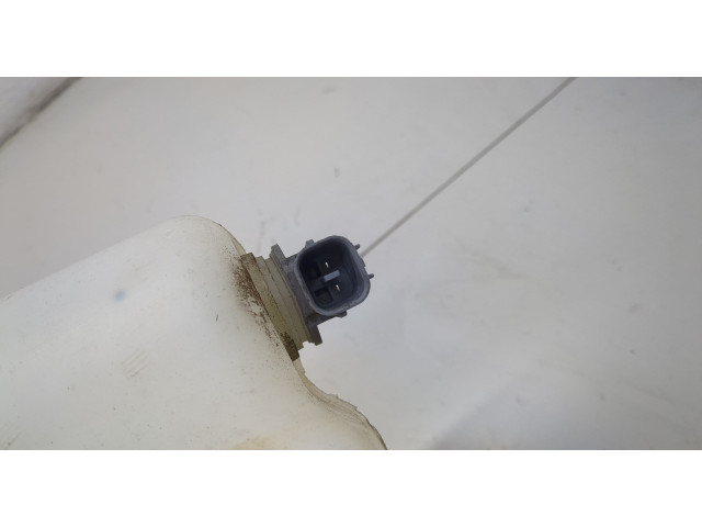 Бачок омывателя Honda Ridgeline 2005-2014