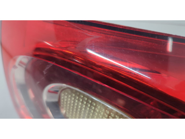 Задний фонарь     5N0945112E     