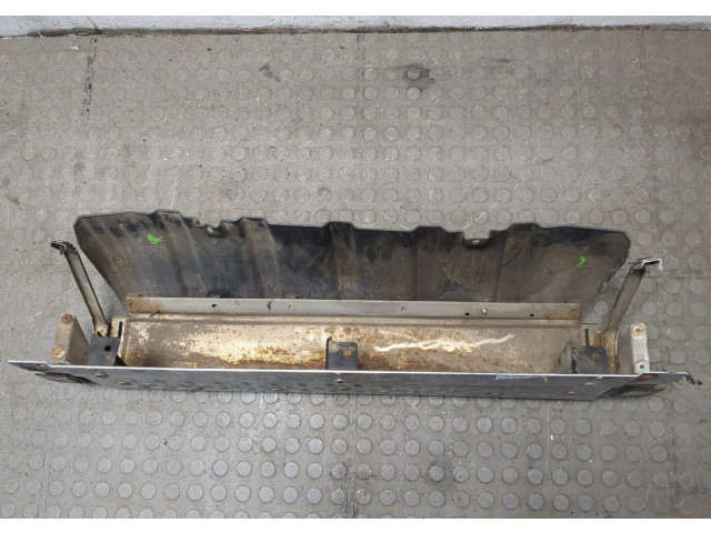 Бампер Mitsubishi Pajero / Montero 2000-2006 задний MR533016