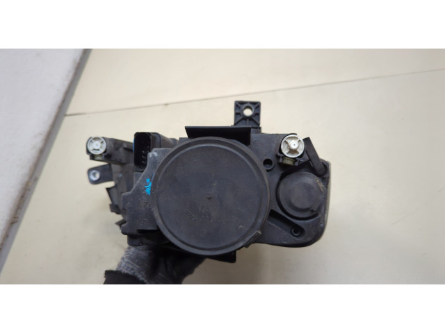 Фара передняя  Volkswagen Passat 6 2005-2010 левая 