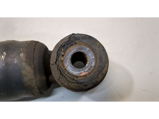 Стойка амортизатора  Jeep Grand Cherokee 2004-2010      