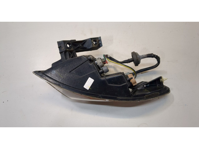 Задний фонарь          