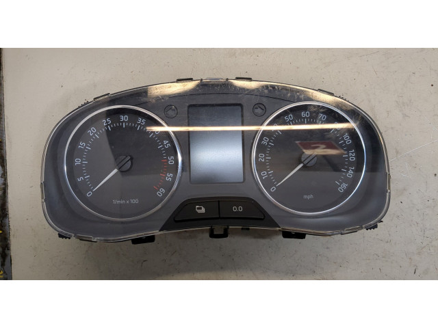 Панель приборов Skoda Rapid