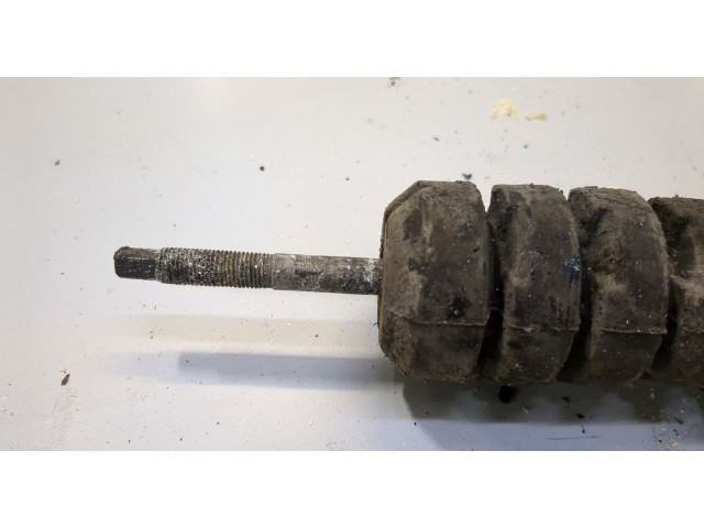 Стойка амортизатора Dacia Logan 2012-2016 0.9 бензин