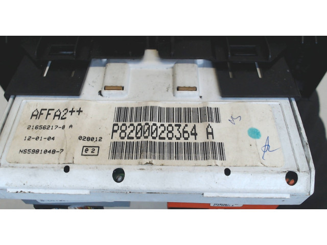 Дисплей бортового компьютера  Renault Trafic 2001-2014 p8200028364a        
