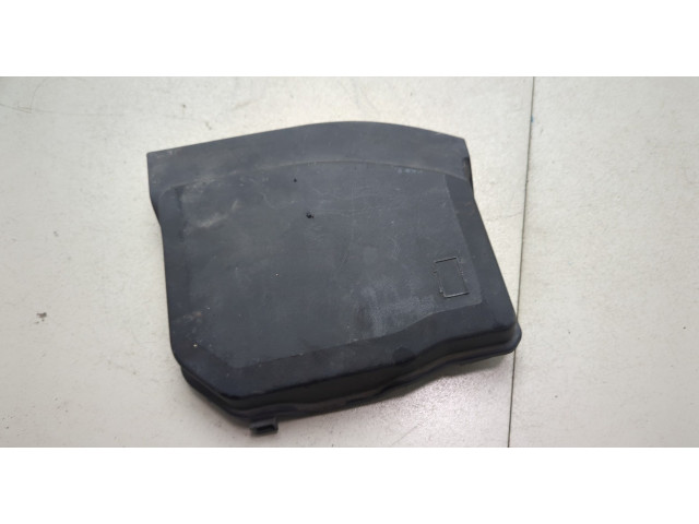 Крышка блока предохранителей  Volvo S60 2010-2018      31383949   