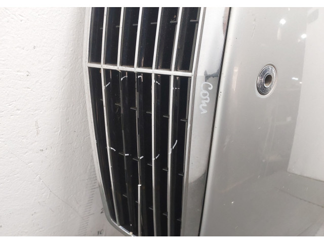 Решетка радиатора  Mercedes E W211 2002-2009          A21188005839040