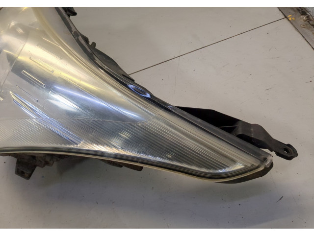 Фара передняя Toyota Avensis 3 2008-2018 левая