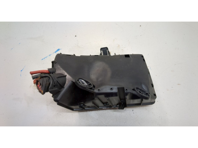 Блок предохранителей Skoda Octavia (A7) 2013-2023 5Q0937125B, 5Q0937132D