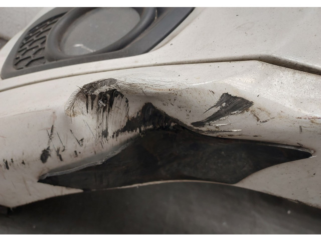 Бампер  Volvo C30 2006-2013 передний   