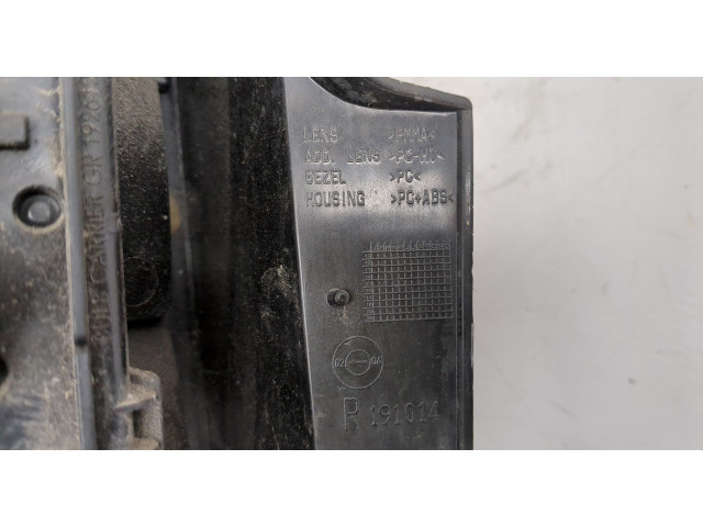 Задний фонарь          