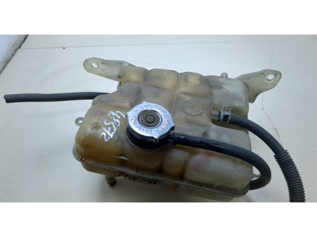 Бачок расширительный  Jeep Liberty 2002-2006    