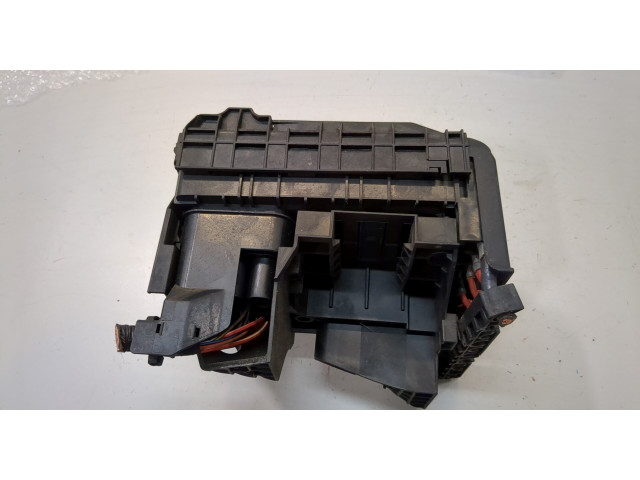 Блок предохранителей Skoda Yeti 2009-2014