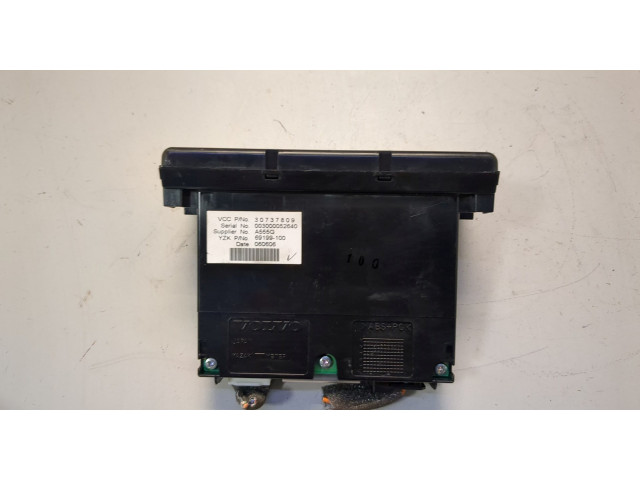 Дисплей бортового компьютера  Volvo S40 2004-        