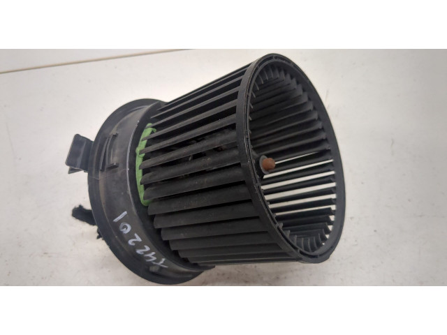 Моторчик печки  Dacia Logan 2012-2016        