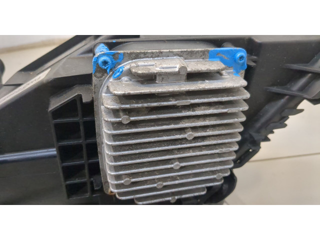 Фара передняя  Cadillac XT4 левая 