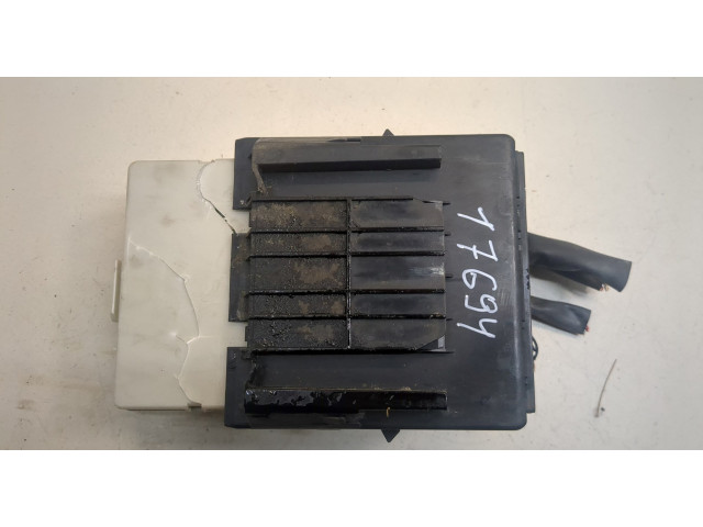 Блок предохранителей Infiniti FX 2002-2009