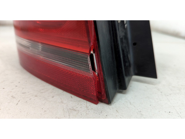 Задний фонарь