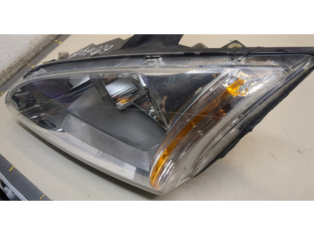 Фара передняя  Ford Focus 2 2005-2008 левая 