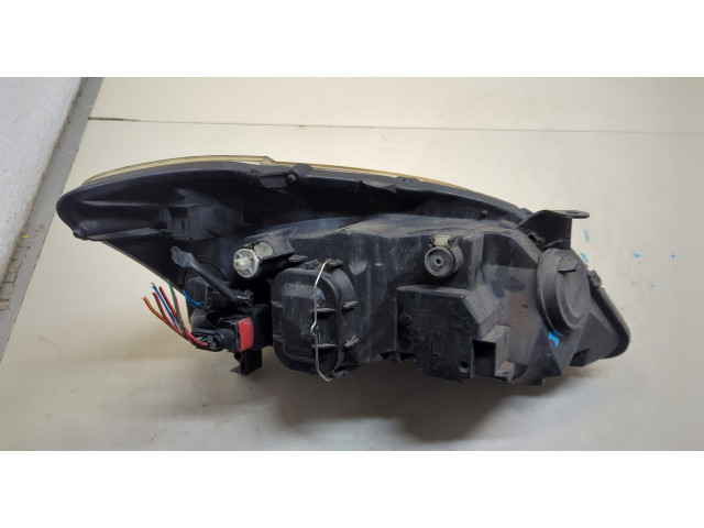 Фара передняя  Toyota Corolla E12 2001-2006 левая 