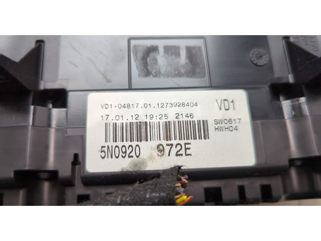 Панель приборов Volkswagen Tiguan 2011-2016 5N0920972E