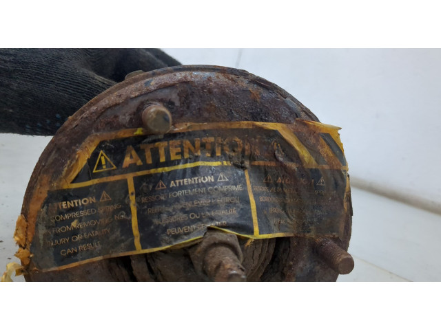 Стойка амортизатора Infiniti QX56 2004-2010 56110ZC085, 540107S102