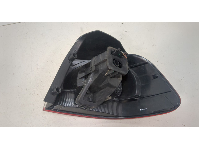 Задний фонарь