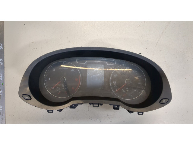 Панель приборов Audi Q3 2011-2014 8U0920980A