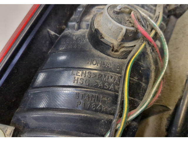 Задний фонарь Honda CR-V 2002-2006