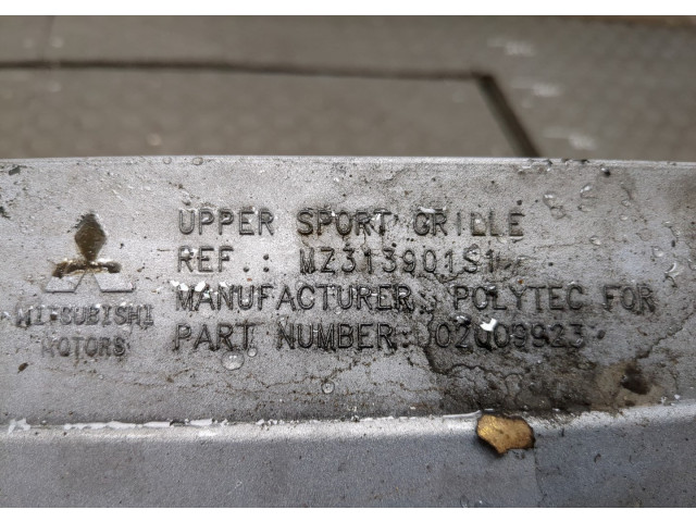 Решетка радиатора Mitsubishi Outlander XL 2006-2012