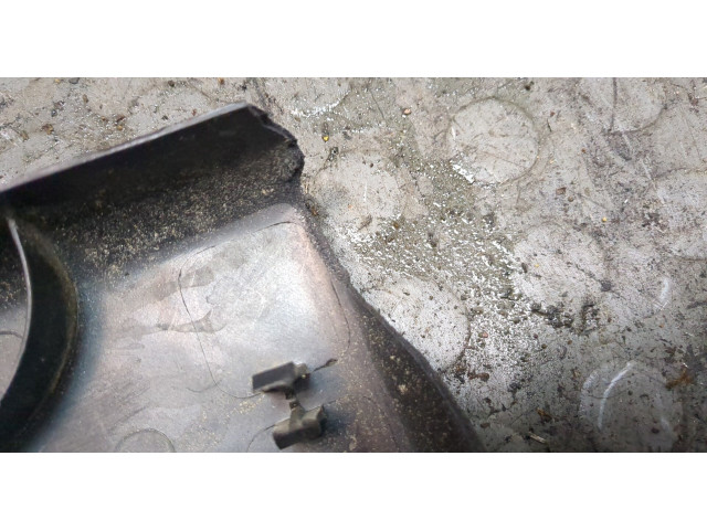 Крышка блока предохранителей Hummer H2