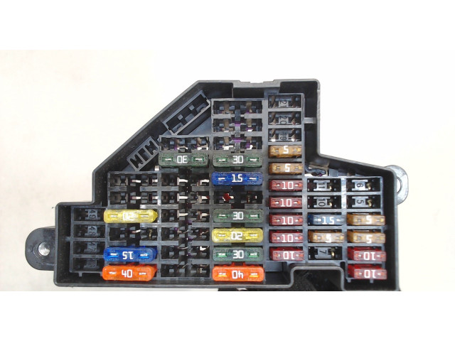 Блок предохранителей  Audi A3 (8PA) 2008-2013      1K2941824     1.4