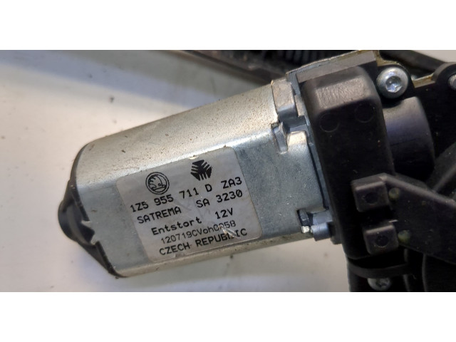 Моторчик заднего дворника  Skoda Octavia (A5) 2004-2013      