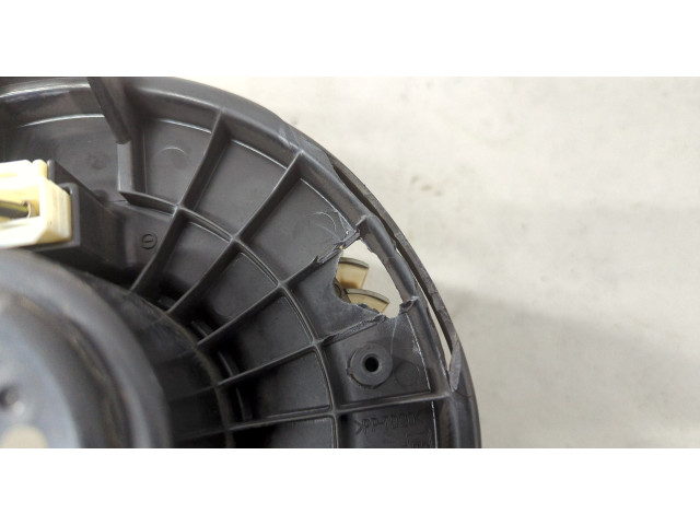 Моторчик печки  Subaru Tribeca (B9) 2004-2014 72223XA00A    72223XA00A   