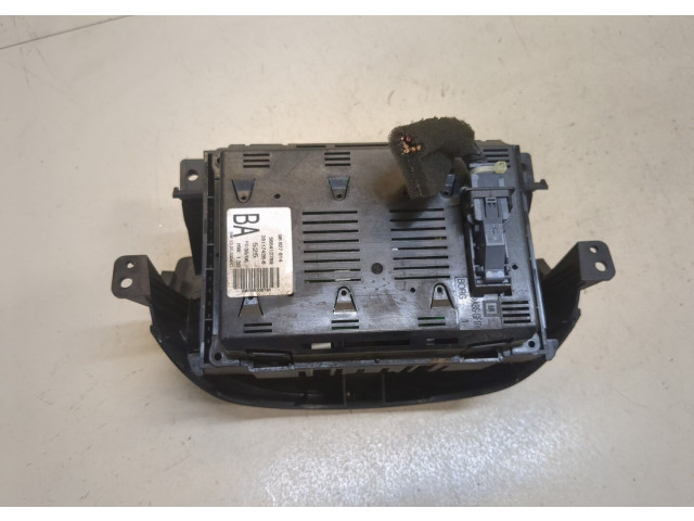 Дисплей бортового компьютера  Opel Antara 96627614, 565412769, 281174266       