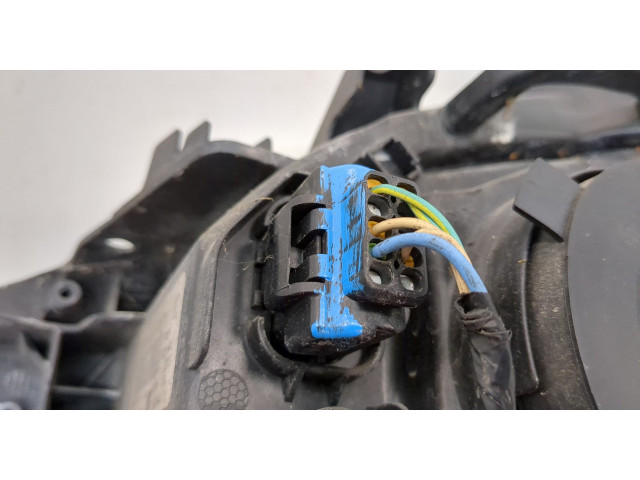 Фара передняя Peugeot 508 2010-2018 правая