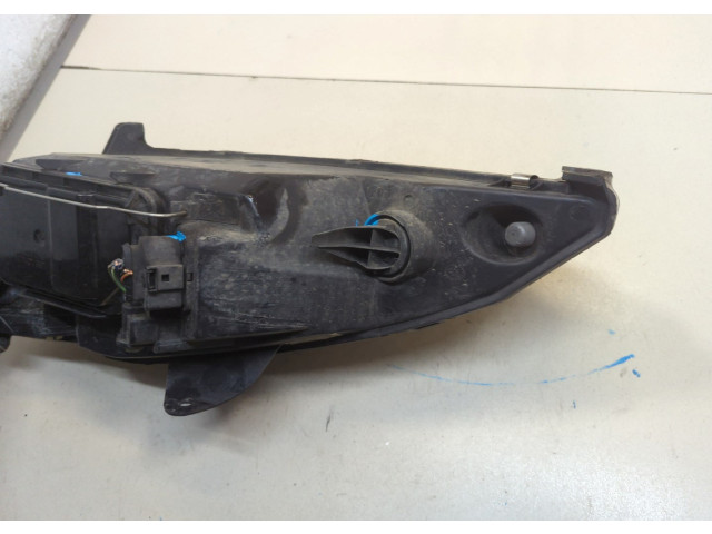 Фара передняя  Ford Focus 1 1998-2004 правая 