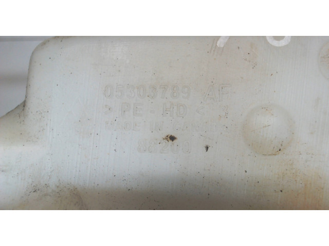 Бачок омывателя  Jeep Patriot 2007-2010 05303789AF    