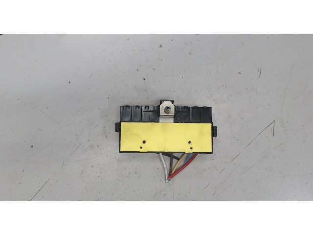 Блок предохранителей Citroen Berlingo 2002-2008