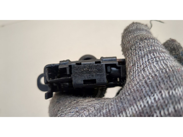 Замок капота  Mercedes ML W163 1997-2005     