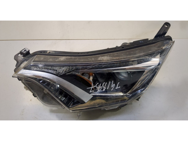 Фара передняя Toyota RAV 4 2015-2019 левая