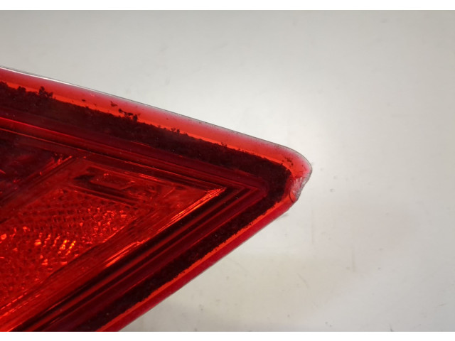 Задний фонарь          